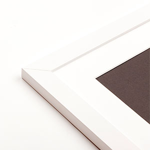 White corner thumb
